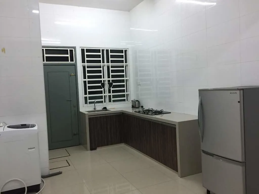 Dst Batu Maung Apartment Bayan Lepas Homestay